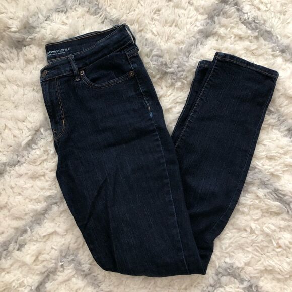 Old Navy Pants - OLD Navy Curvy Jeans - 8